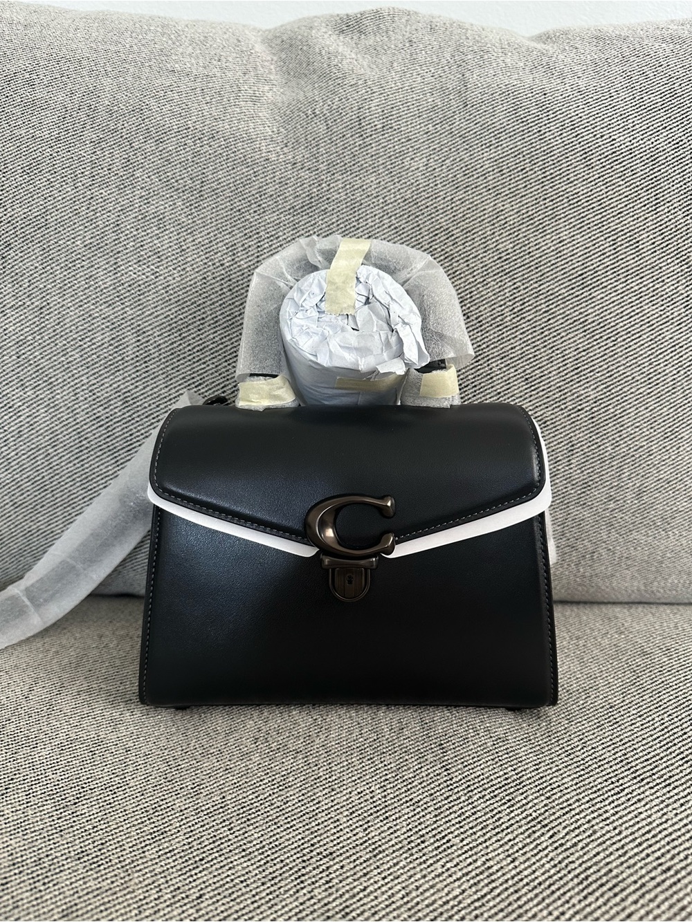 NWT Coach Sammy Top Handle 21 CJ812